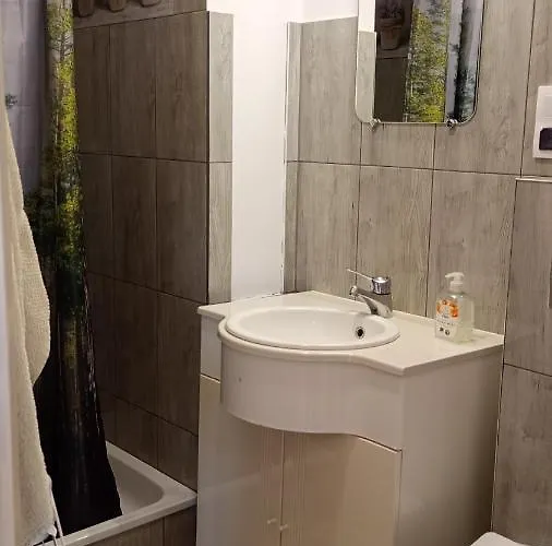 Ptasi Gosciniec * 스클라르스카포렘바